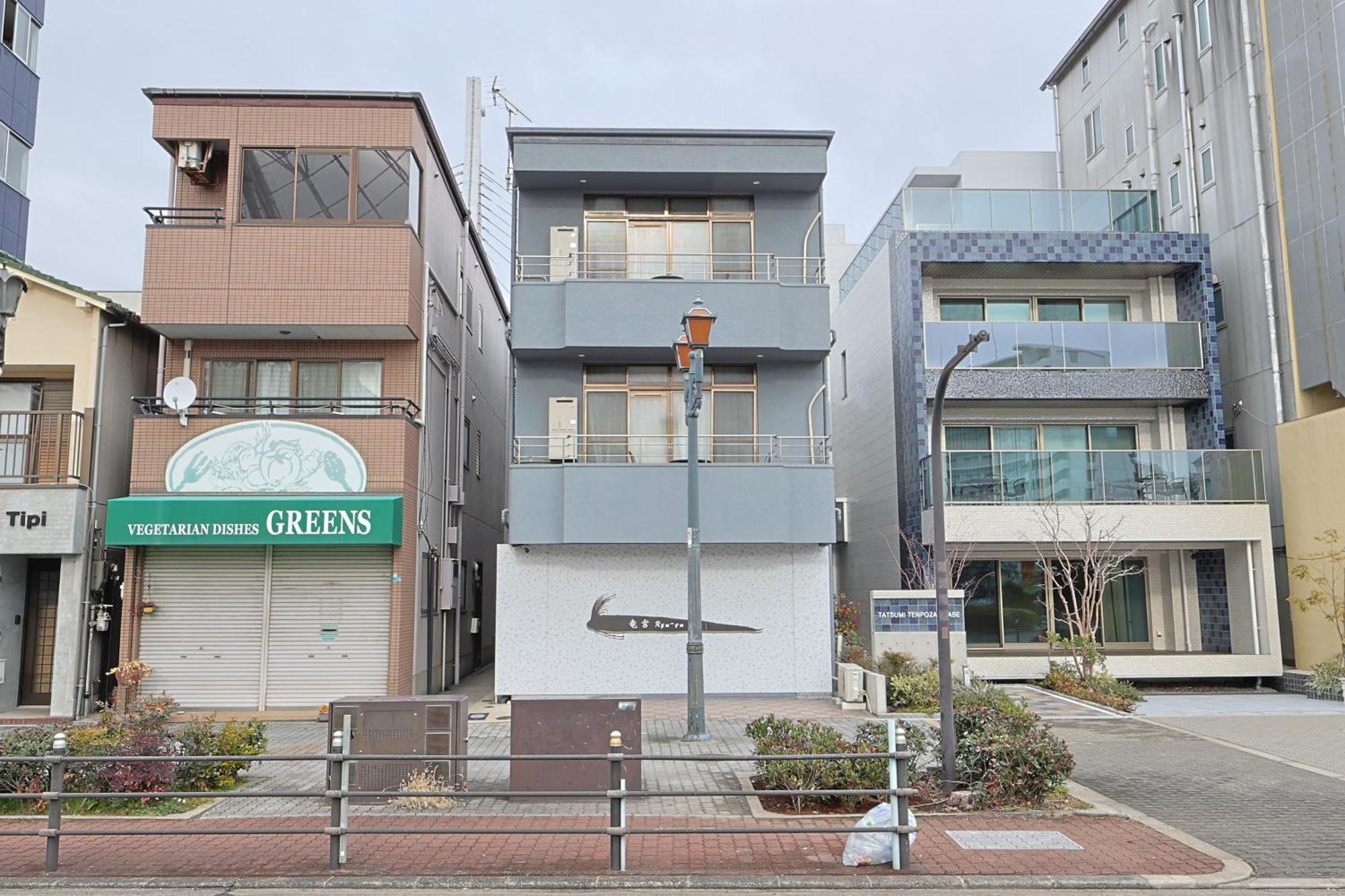 竜宮 * 大阪市